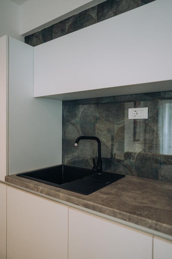 Central Apartment Chunarot オフリド エクステリア 写真