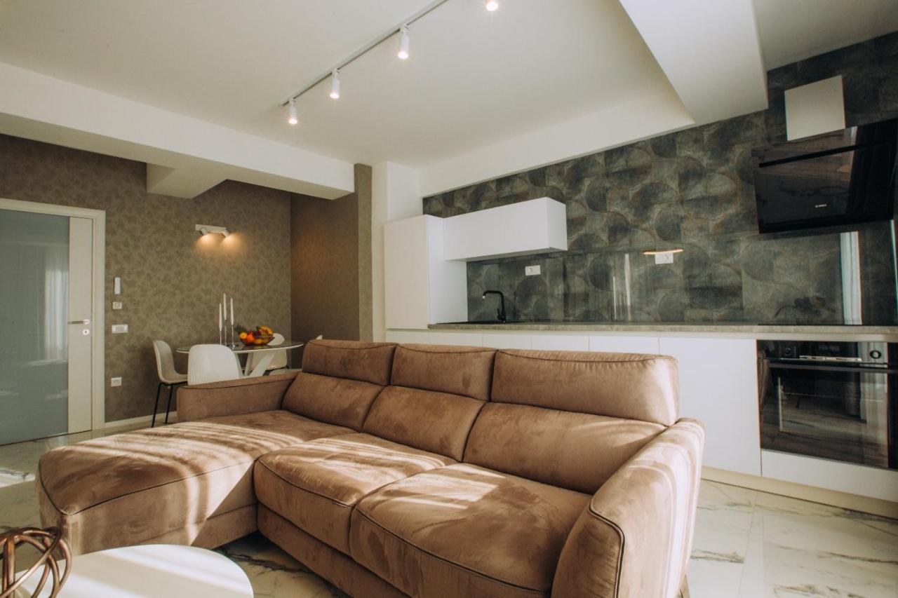 Central Apartment Chunarot オフリド エクステリア 写真