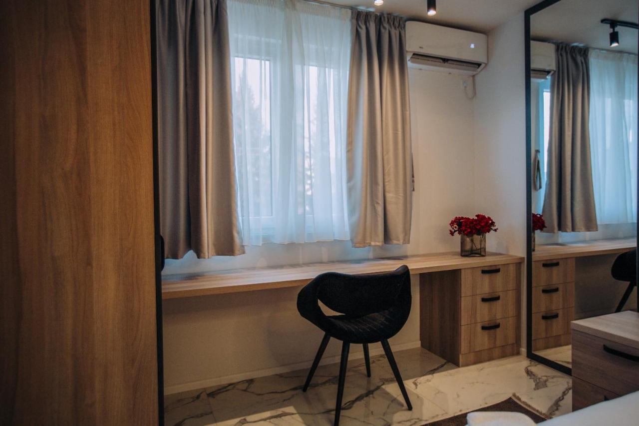 Central Apartment Chunarot オフリド エクステリア 写真