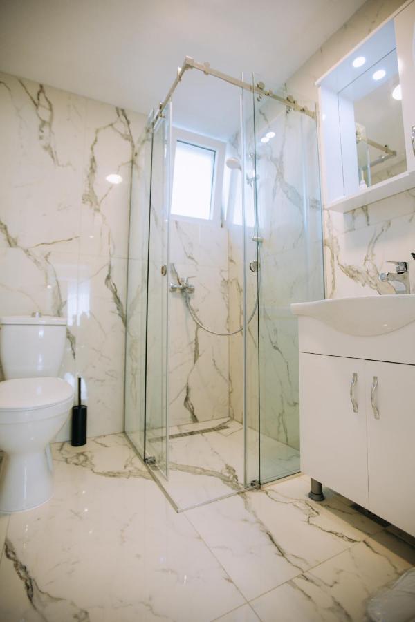 Central Apartment Chunarot オフリド エクステリア 写真