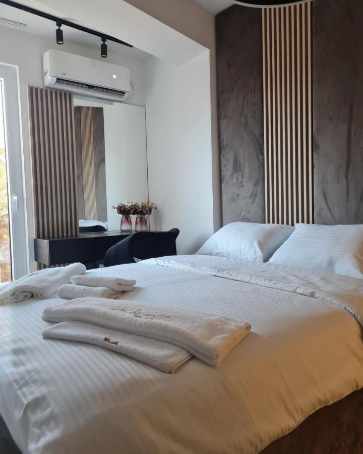 Central Apartment Chunarot オフリド エクステリア 写真
